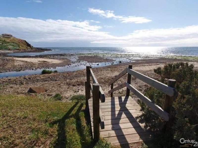 10 River Parade, Hallett Cove SA 5158