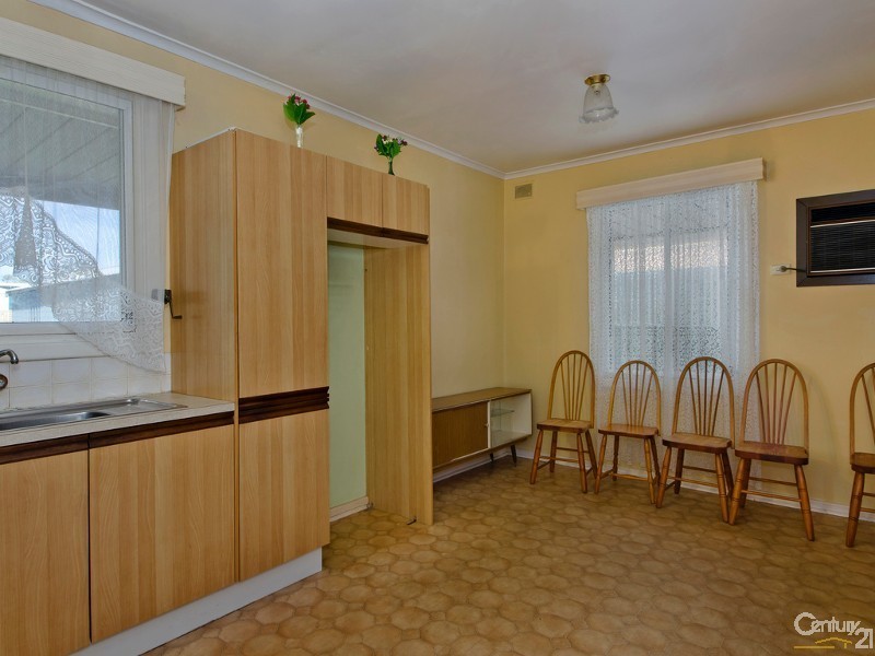 29 Fleming Street, Mansfield Park SA 5012