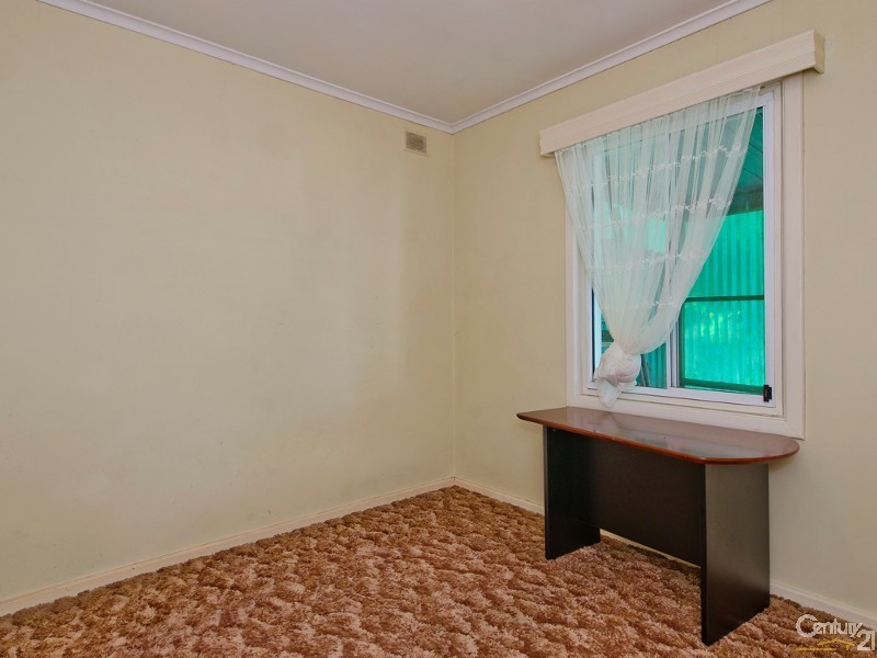 29 Fleming Street, Mansfield Park SA 5012