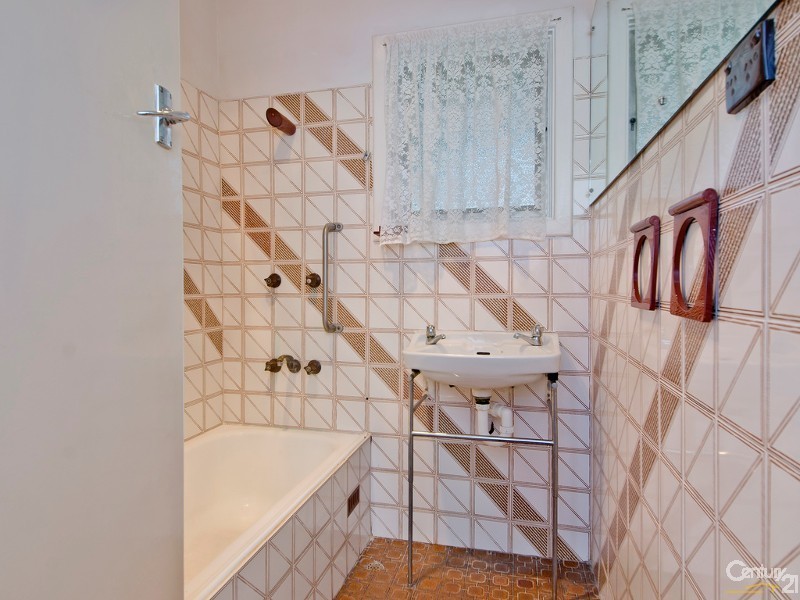 29 Fleming Street, Mansfield Park SA 5012