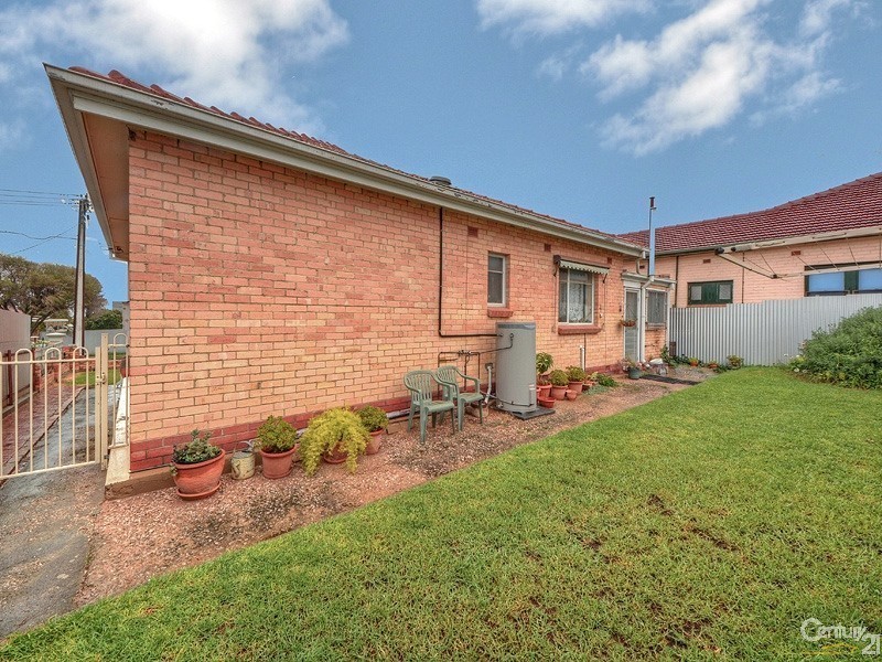 4 Bowman Crescent, Enfield SA 5085