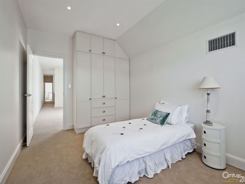 35 Kenilworth Road, Parkside SA 5063