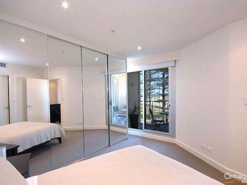 213/19 Holdfast Promenade Platinum Apartments, Glenelg SA 5045