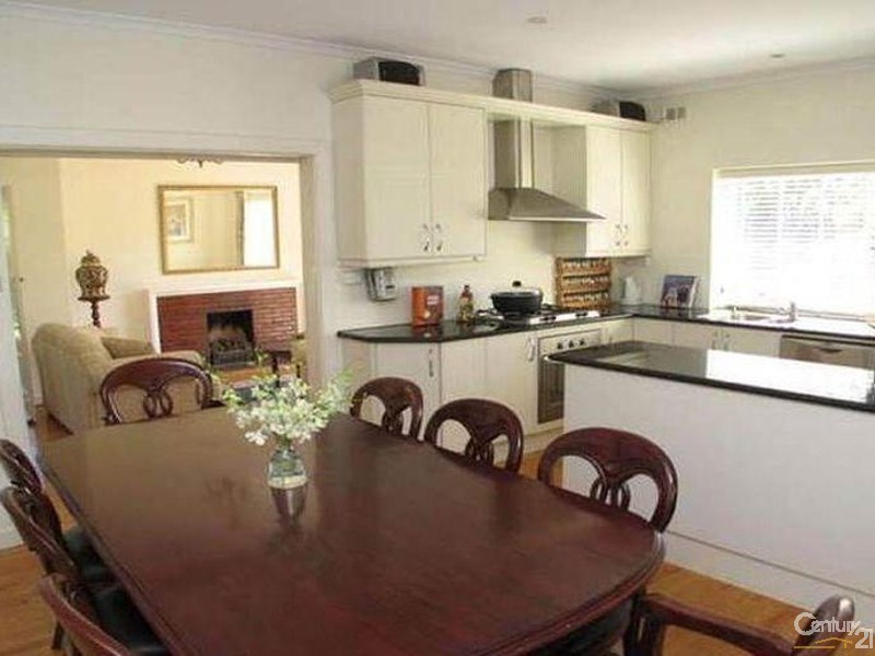 9 Sizer Street, Lower Mitcham SA 5062