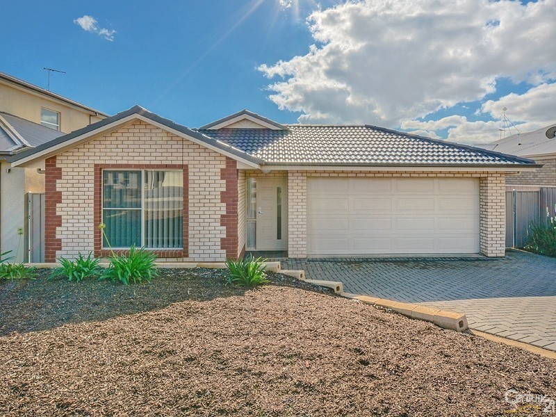 14 Arkle Place, Woodcroft SA 5162