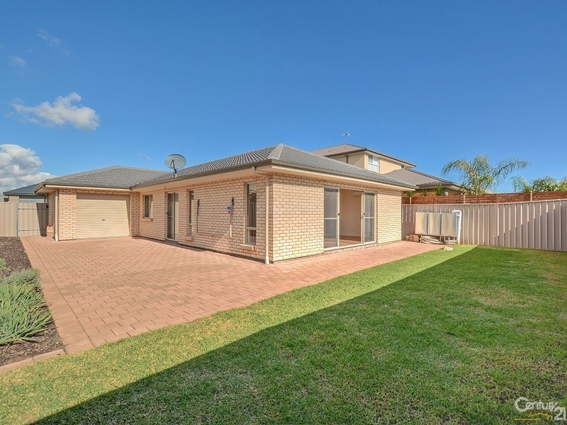 14 Arkle Place, Woodcroft SA 5162