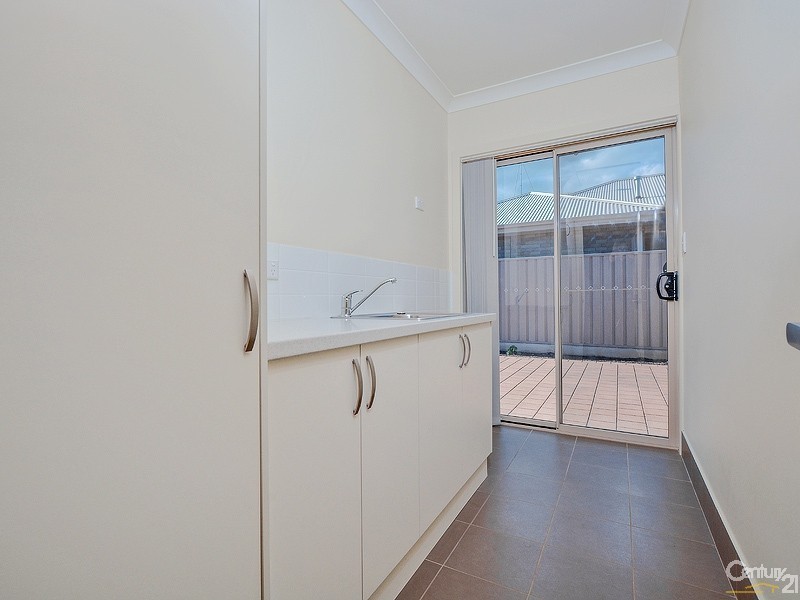 14 Arkle Place, Woodcroft SA 5162
