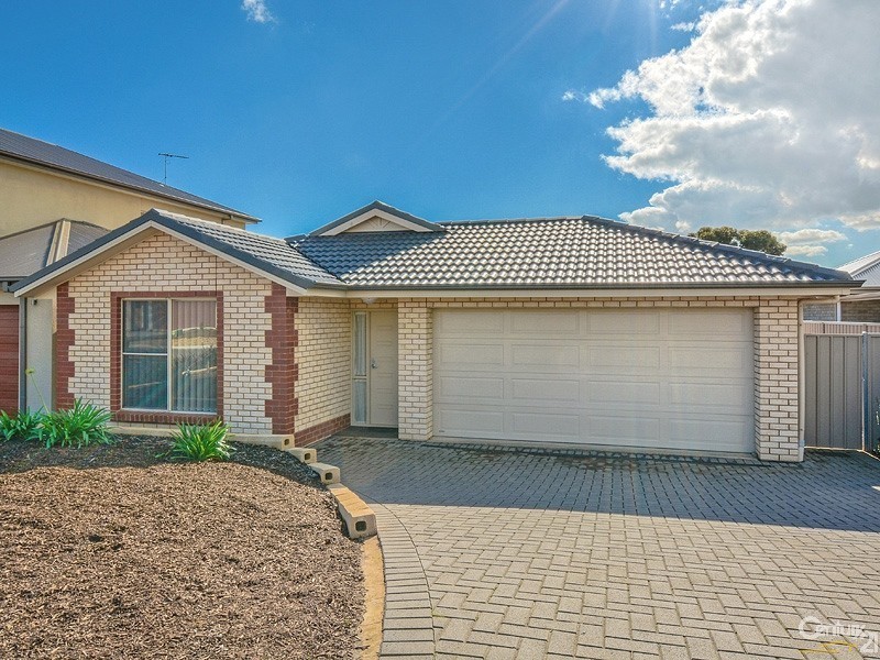 14 Arkle Place, Woodcroft SA 5162