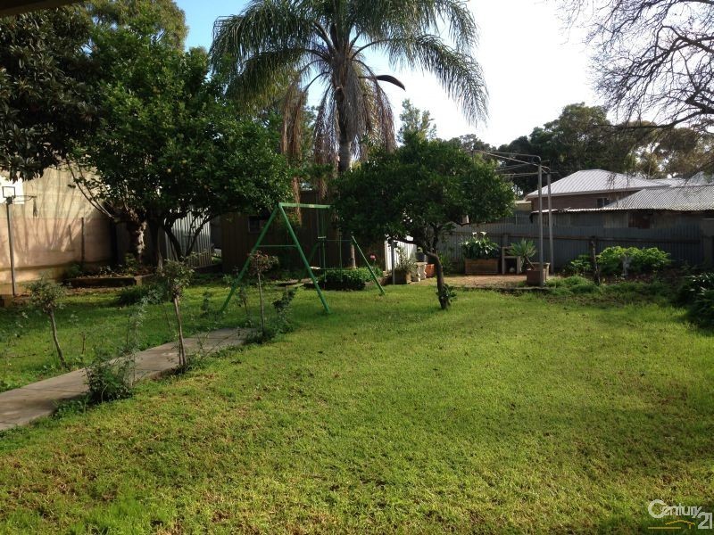 22 Kym Avenue, Valley View SA 5093