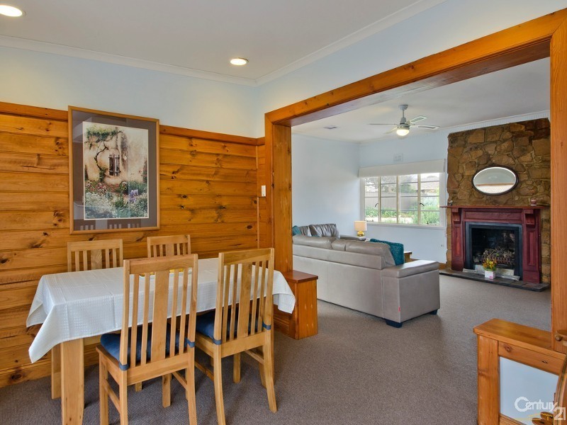 223 Shepherds Hill Road, Eden Hills SA 5050