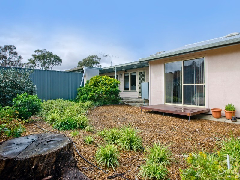 223 Shepherds Hill Road, Eden Hills SA 5050