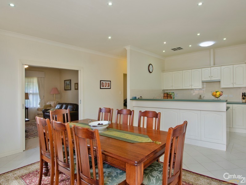 28 Princes Road, Torrens Park SA 5062