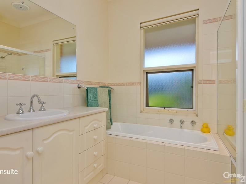 28 Princes Road, Torrens Park SA 5062