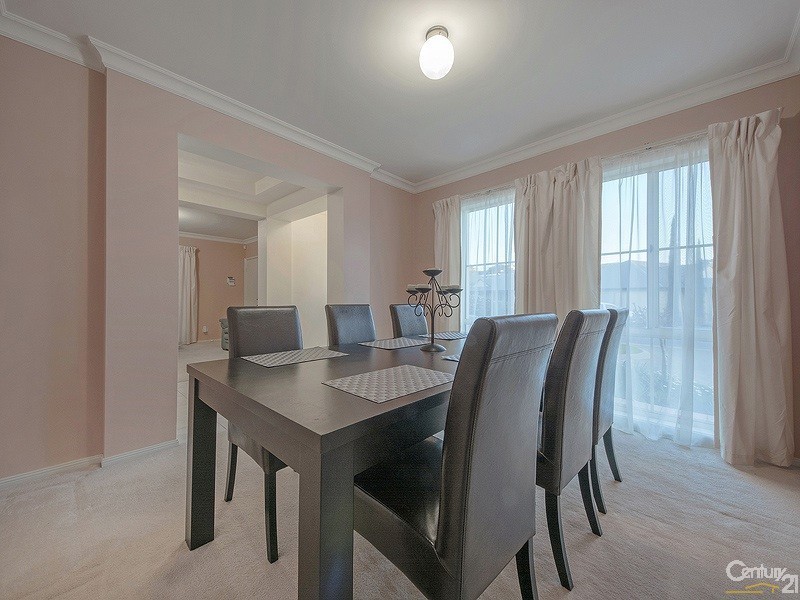 5 Manos Court, Seacliff Park SA 5049