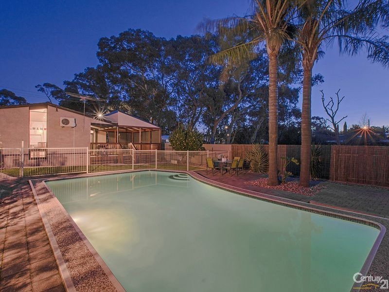 44 Honeysuckle Drive, Hope Valley SA 5090