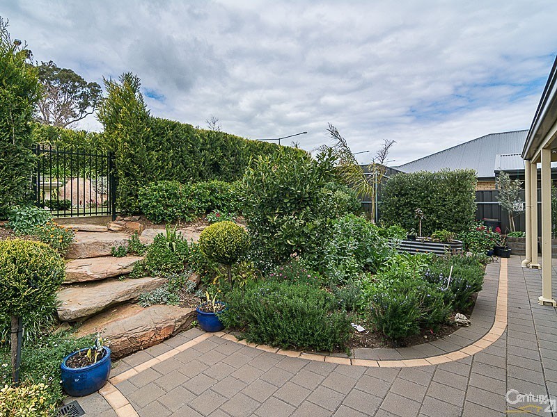 9 Pollard Street, Mount Barker SA 5251