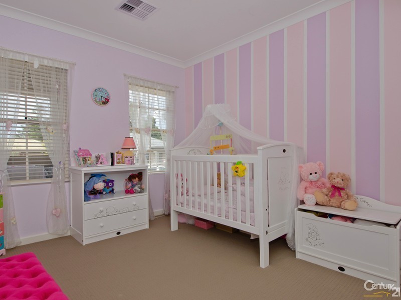 18 Quintus Terrace, Dover Gardens SA 5048