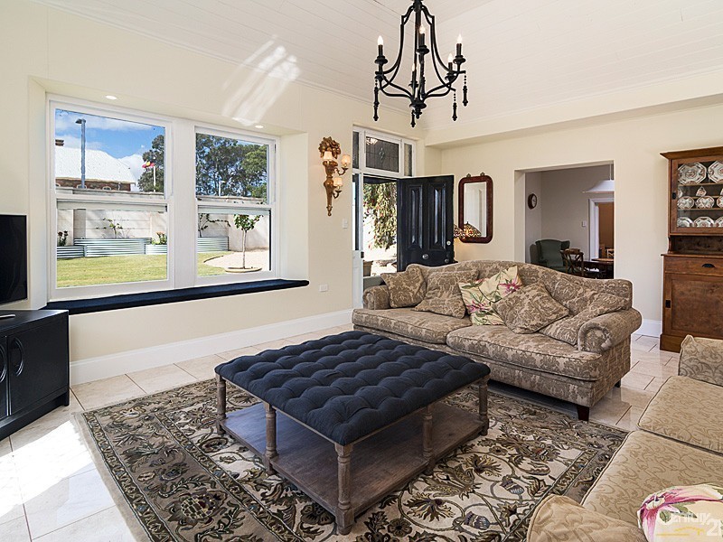 20 Commercial Road, Strathalbyn SA 5255