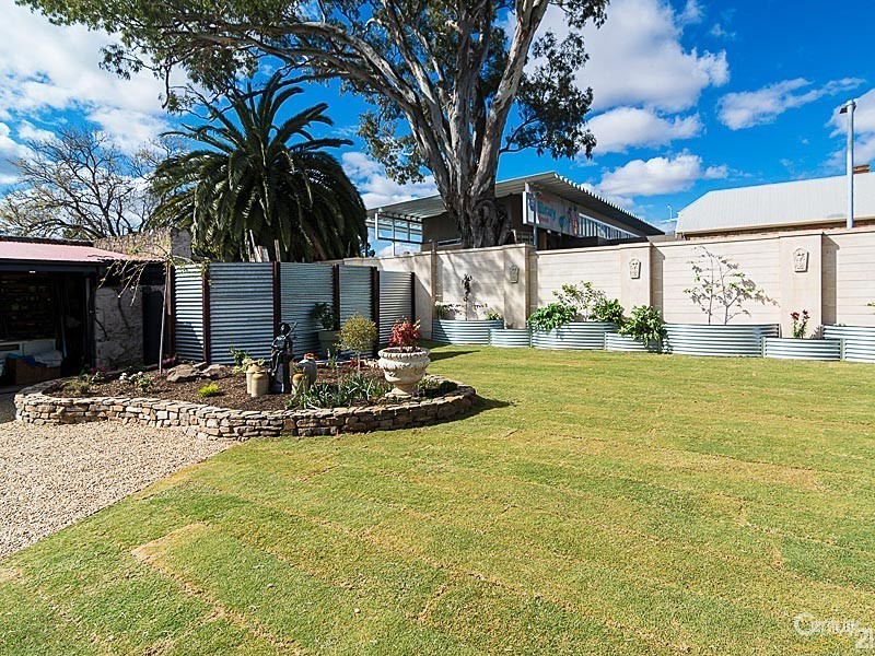 20 Commercial Road, Strathalbyn SA 5255