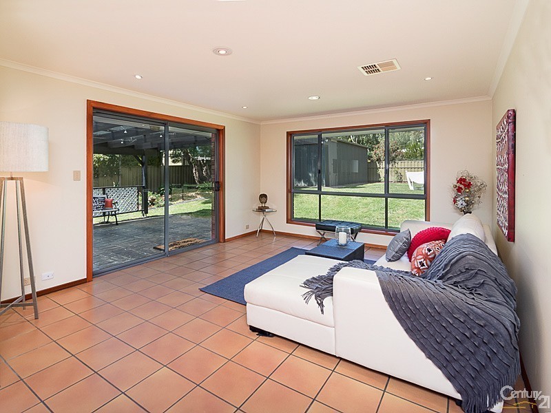 7 Gum Tree Drive, Littlehampton SA 5250