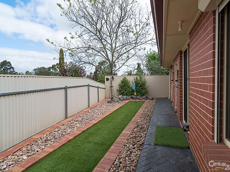 2/1 Kookaburra Court, Mount Barker SA 5251