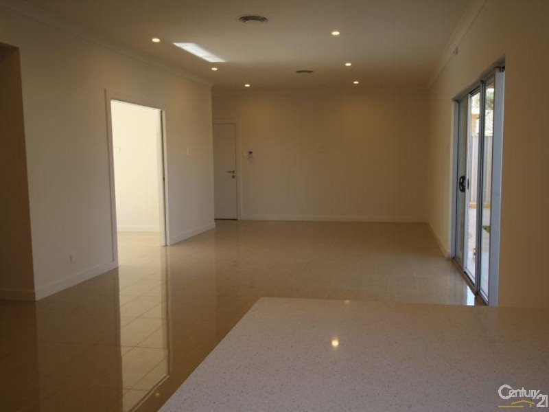 4 Northbri Avenue, Salisbury East SA 5109