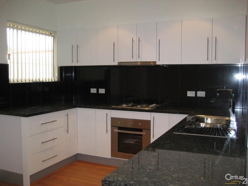 2/18 Quintus Terrace, Dover Gardens SA 5048