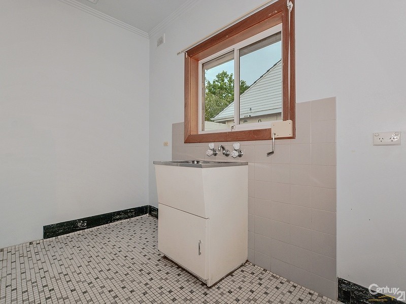 3 Douglas Street, Marion SA 5043