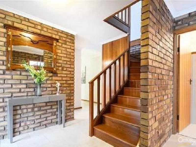5 Woodland Grove, Aberfoyle Park SA 5159