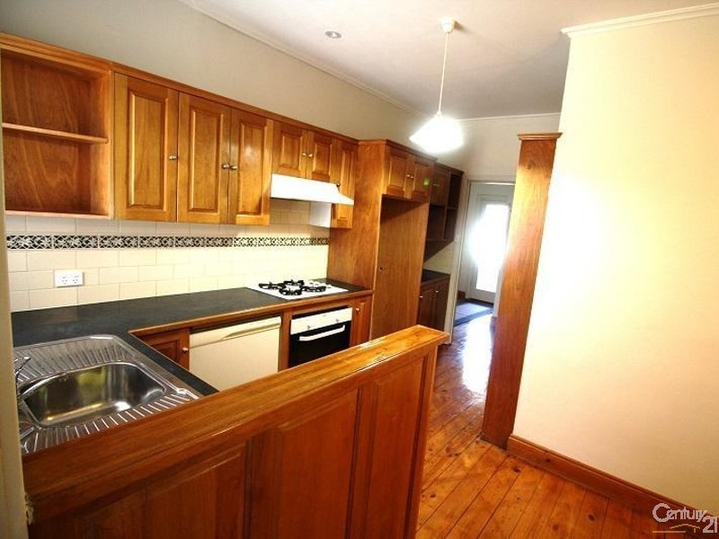 11 English Avenue, Clovelly Park SA 5042