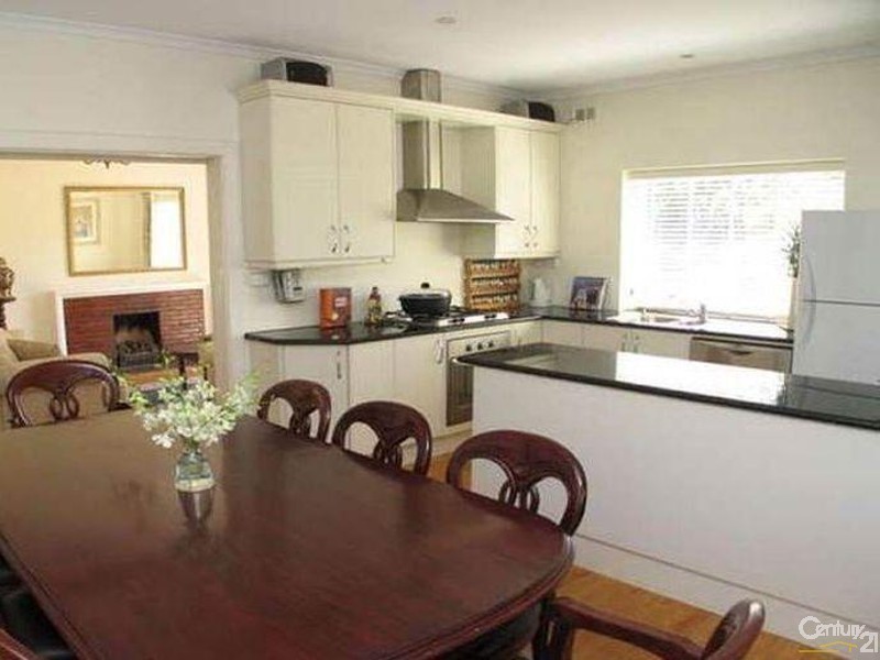 9 Sizer Street, Lower Mitcham SA 5062