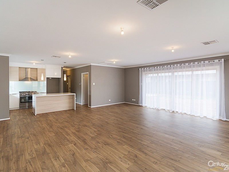 4 Carlson Street, Mount Barker SA 5251