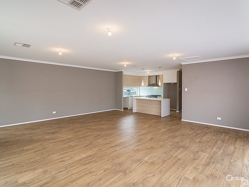 4 Carlson Street, Mount Barker SA 5251