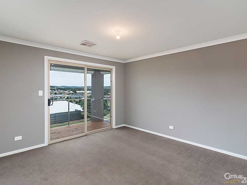 4 Carlson Street, Mount Barker SA 5251