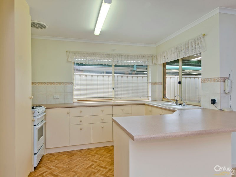 10A Sutton Avenue, Seacombe Gardens SA 5047