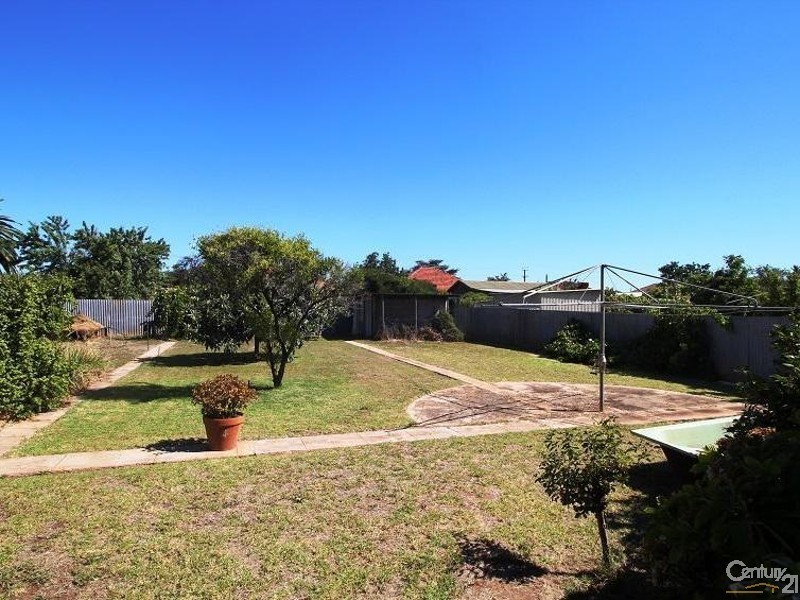 49 Fourth Avenue, Woodville Gardens SA 5012