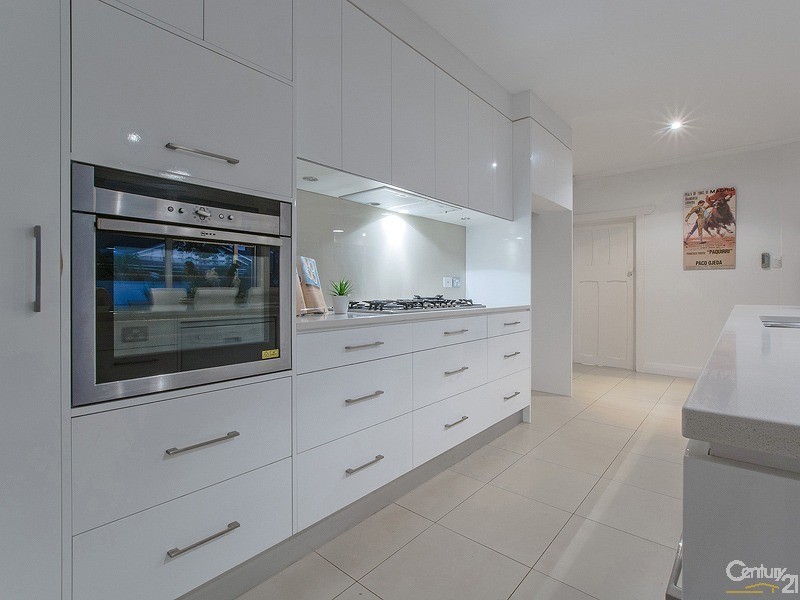 3 Fourth Avenue, Everard Park SA 5035