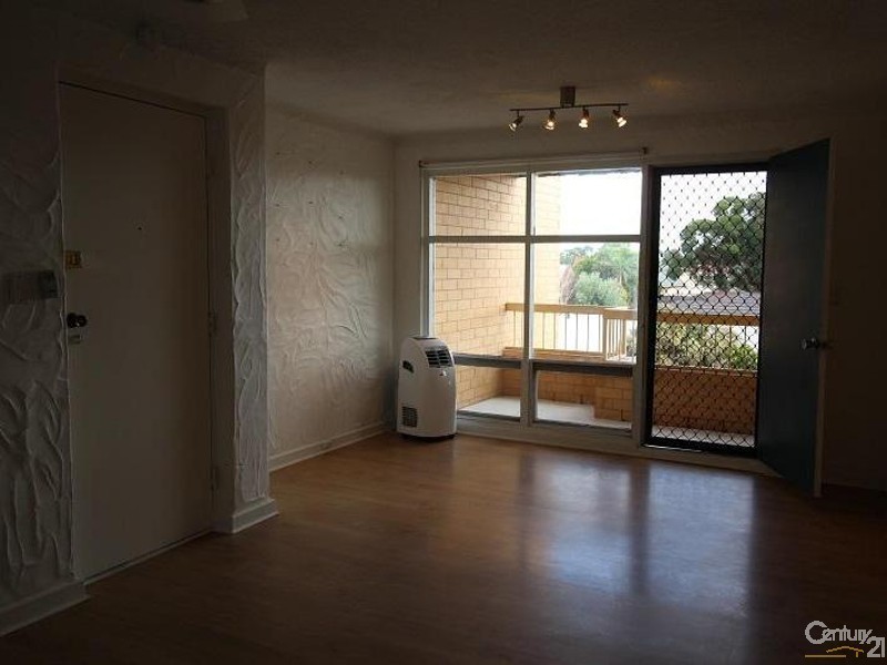 13/15 Byron Street, Glenelg SA 5045