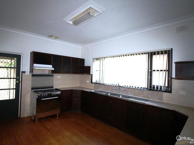 21 Golfers Parade, Seaton SA 5023