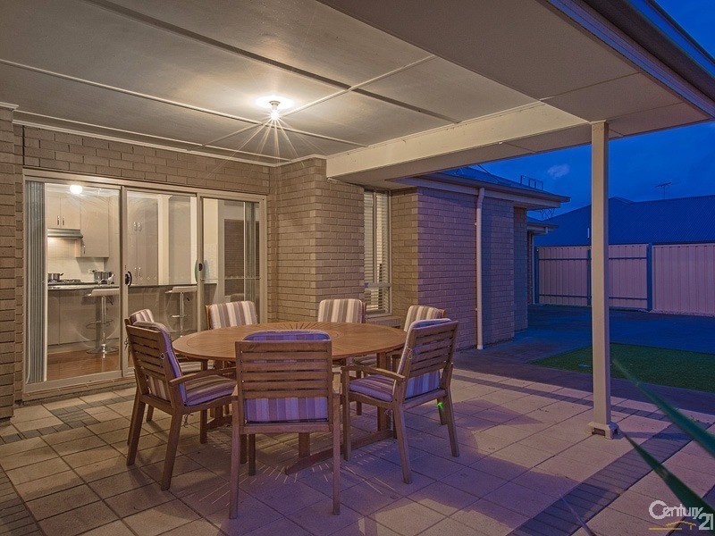 712 Grand Boulevard, Seaford Meadows SA 5169