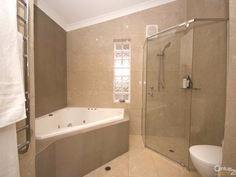 2 Hill Avenue, Cumberland Park SA 5041