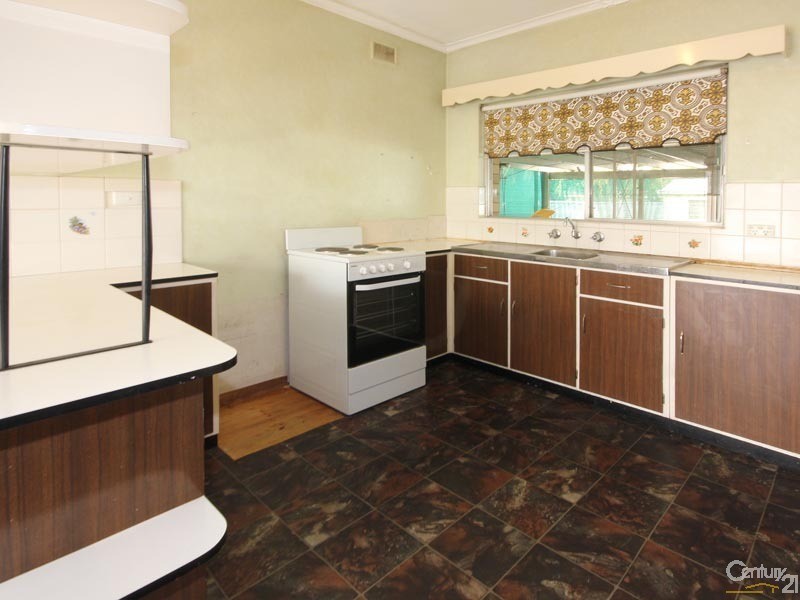 30 Cooke Street, Findon SA 5023