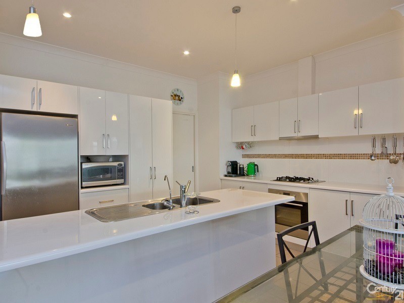 25 Maldon Avenue, Mitchell Park SA 5043