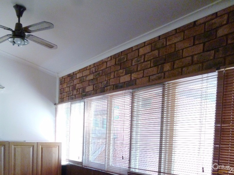 2 Laught Avenue, Black Forest SA 5035