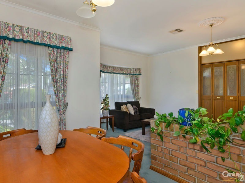 5 Robin Court, Flagstaff Hill SA 5159