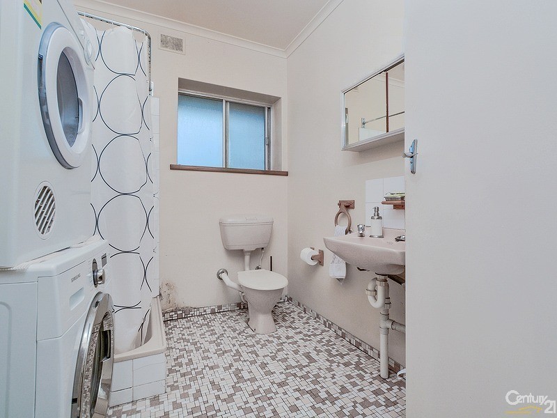 8/4 Douglas Grove, Glenelg North SA 5045