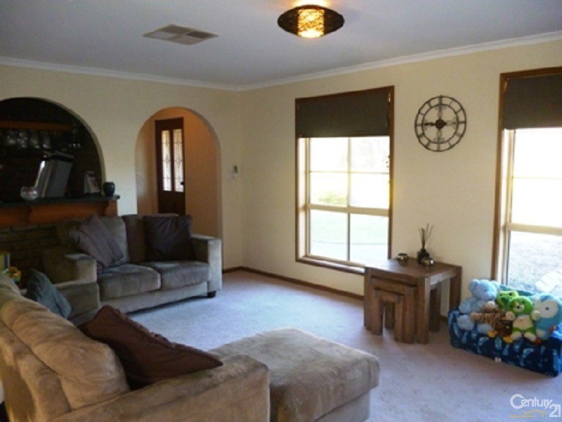 3 Dorita Court, Woodcroft SA 5162