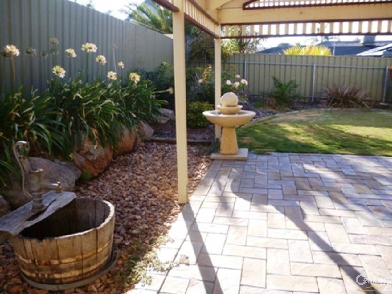 3 Dorita Court, Woodcroft SA 5162
