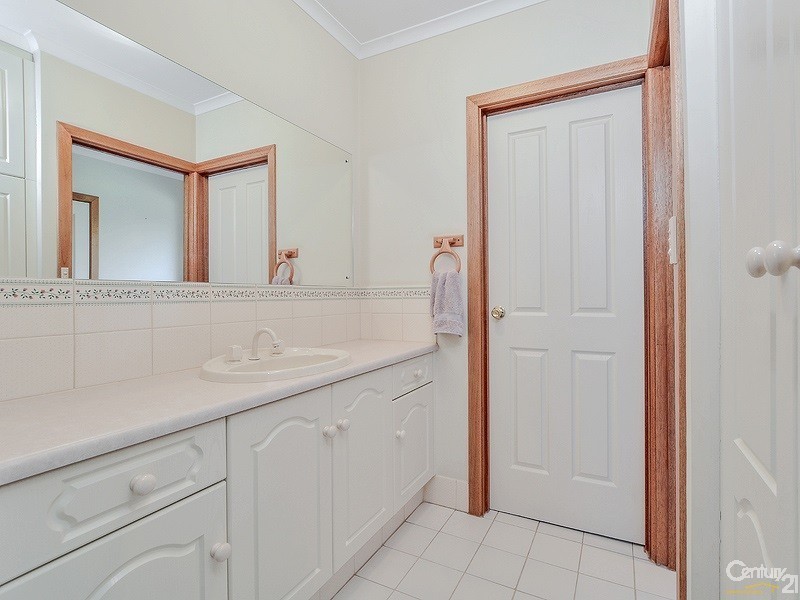 3 Newington Avenue, Woodville South SA 5011