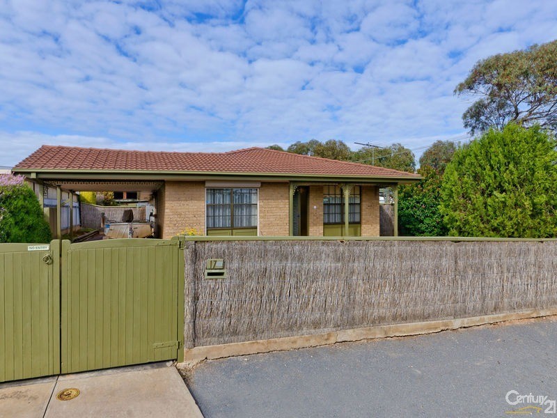 17 Fitzgerald Road, Pasadena SA 5042